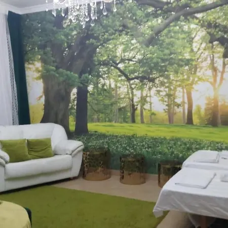 Mia Luxury Near Park Appartamento Tirana