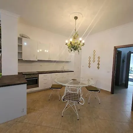 Mia Luxury Near Park Appartamento