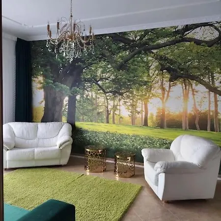 Mia Luxury Near Park Appartamento Tirana
